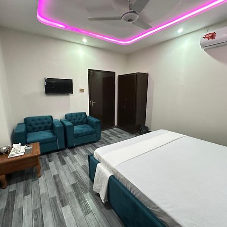 Decent Lodge Guest House Islamabad Eksteriør bilde