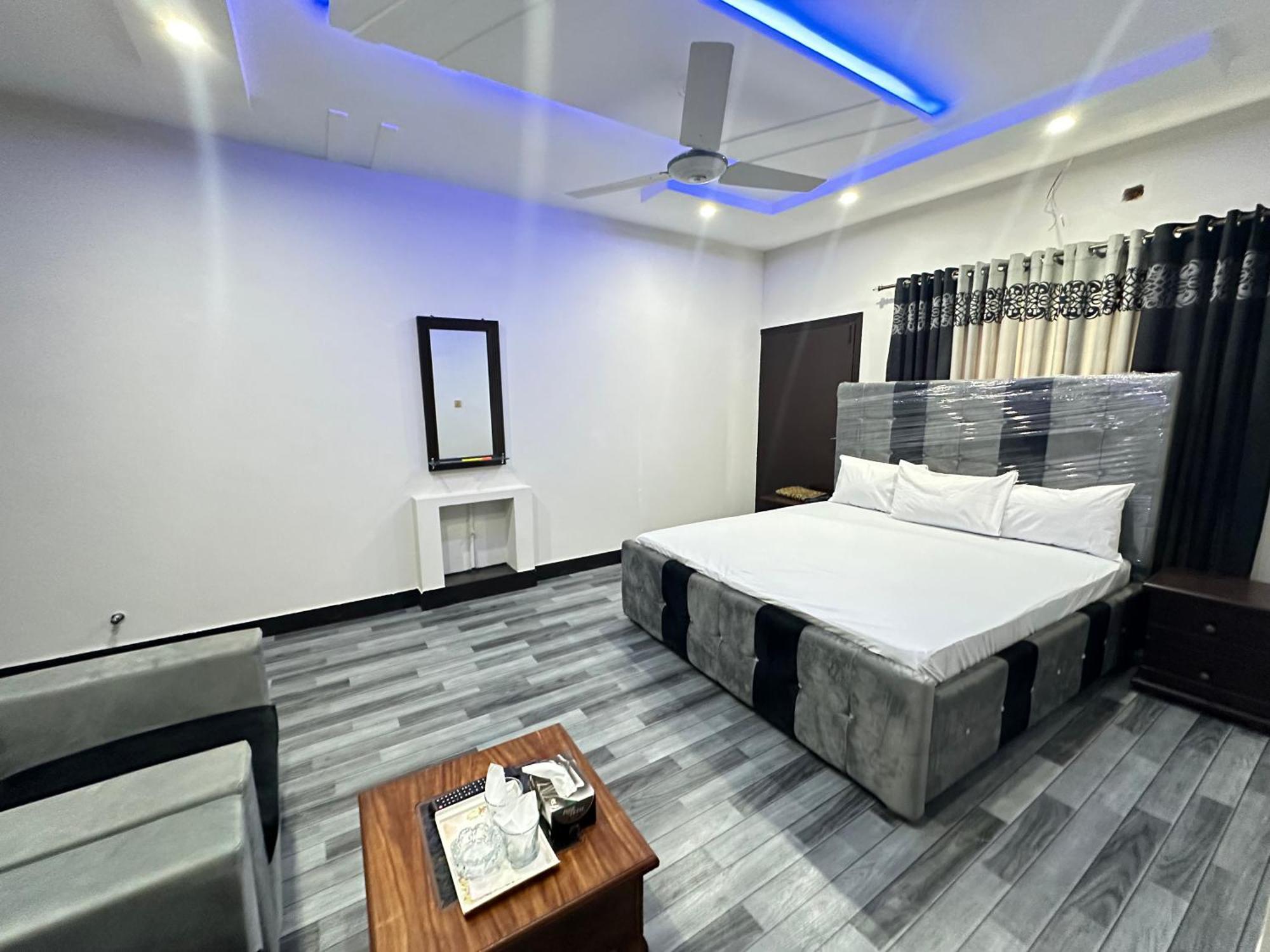 Decent Lodge Guest House Islamabad Eksteriør bilde